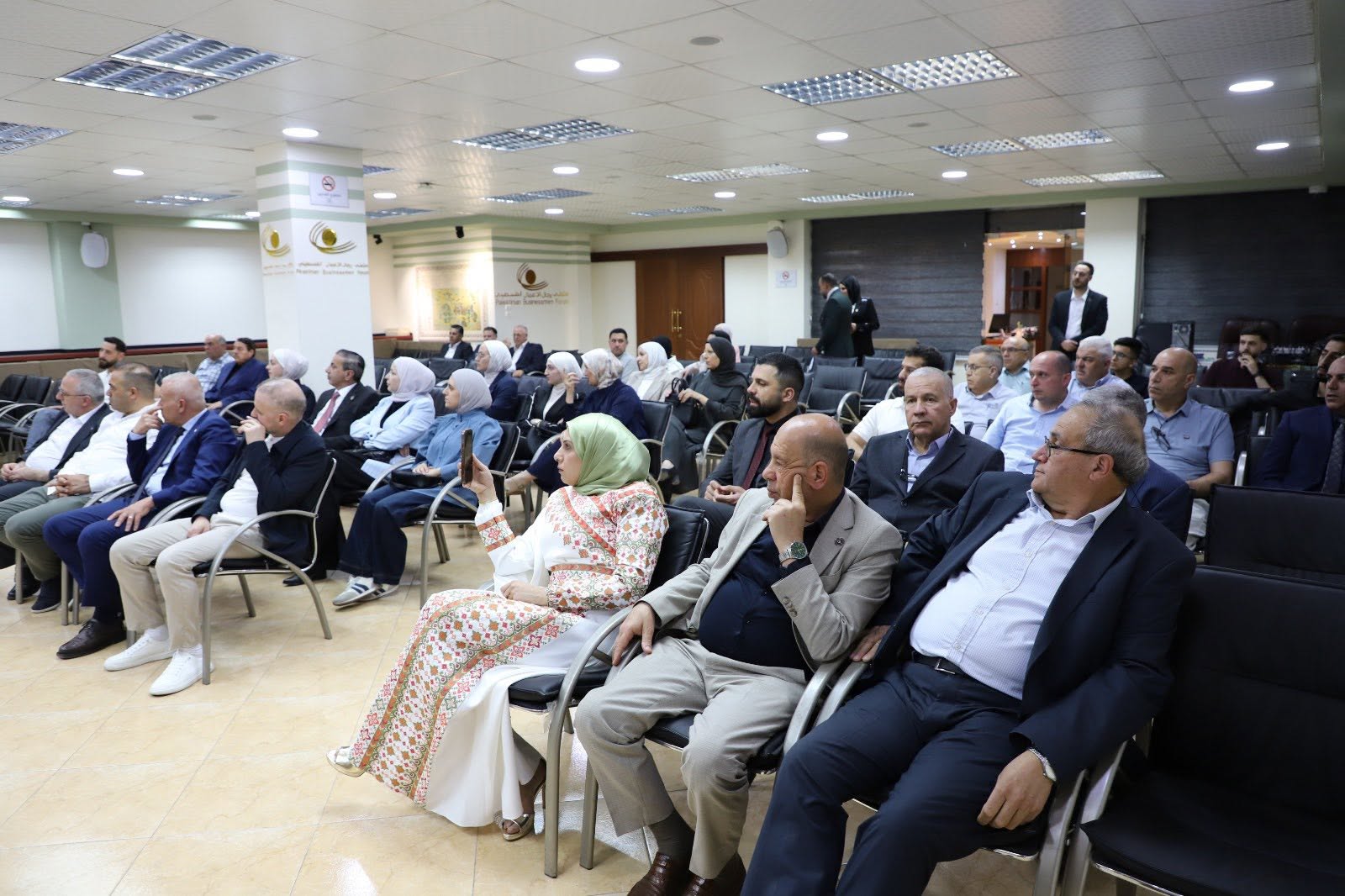 مشاركة شركة ابناء أبو منشار في لقاء علمي توعوي حول الكولاجين وصحة العظام والعضلات